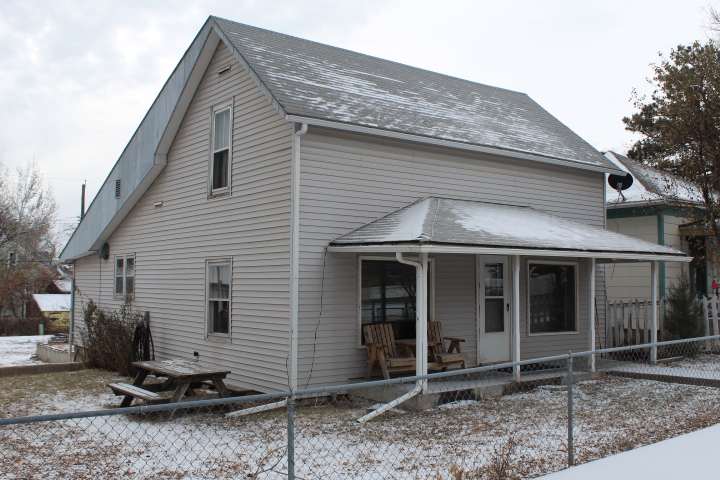 108 E. Winthrop Street